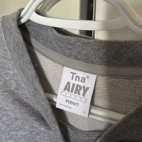 TNA Airy Fleece Perfect Crew Sweatshirt - Picture 5 of 7